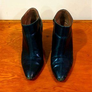 Sergio Rossi Navy Blue Leather Ankle Booties, EU size 37, 2-1/2 in Heel